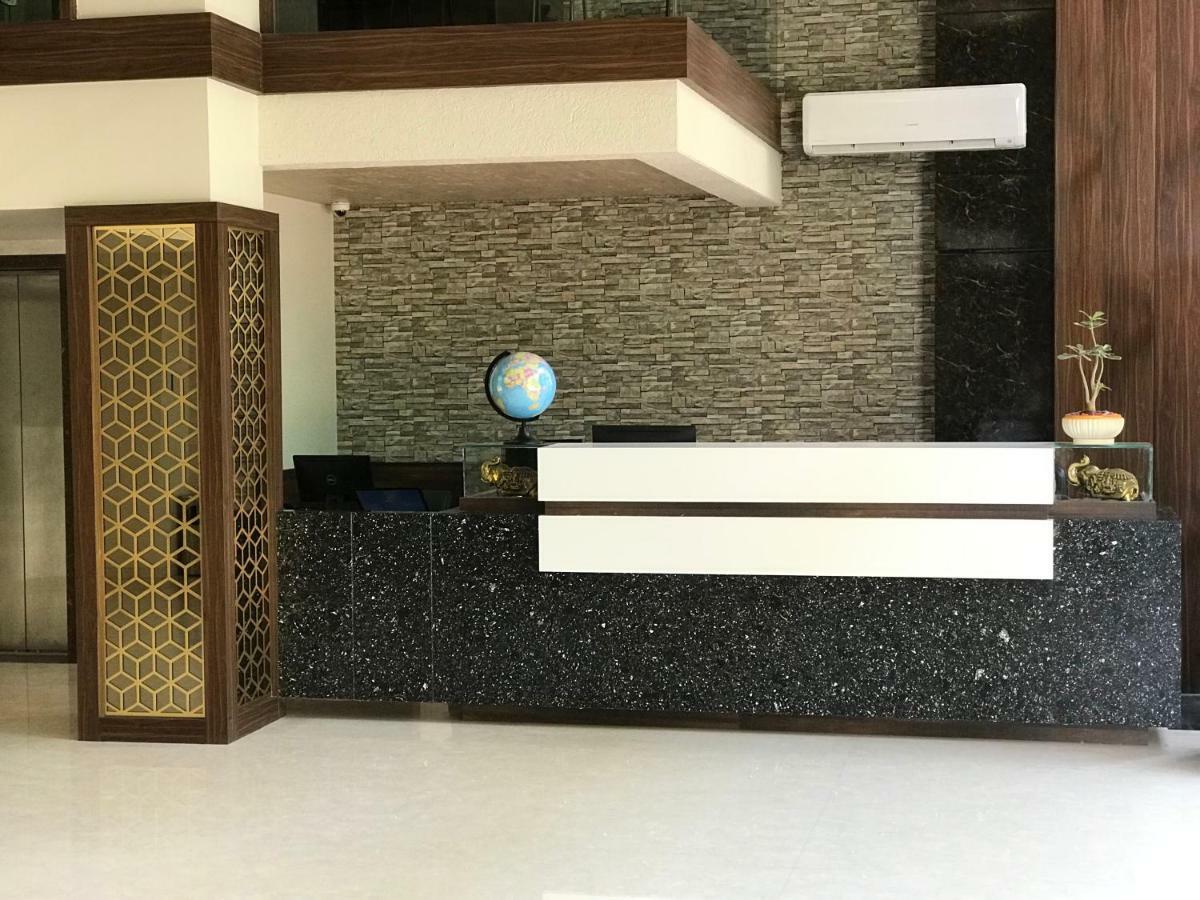 Kyriad Hotel Solapur By Othpl Exterior photo